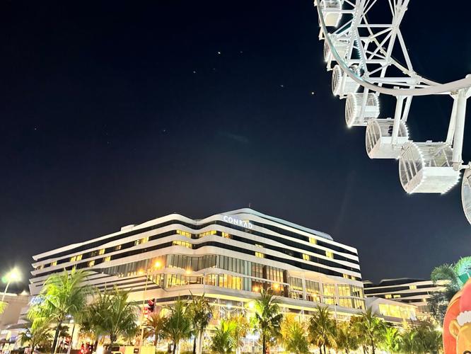 Louisiana's Kayla Giddings judges Cake Fiesta Manila Entertainment