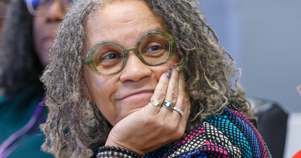 Former CEO Lona Hankins sues RTA board, says meeting over contract violated state law