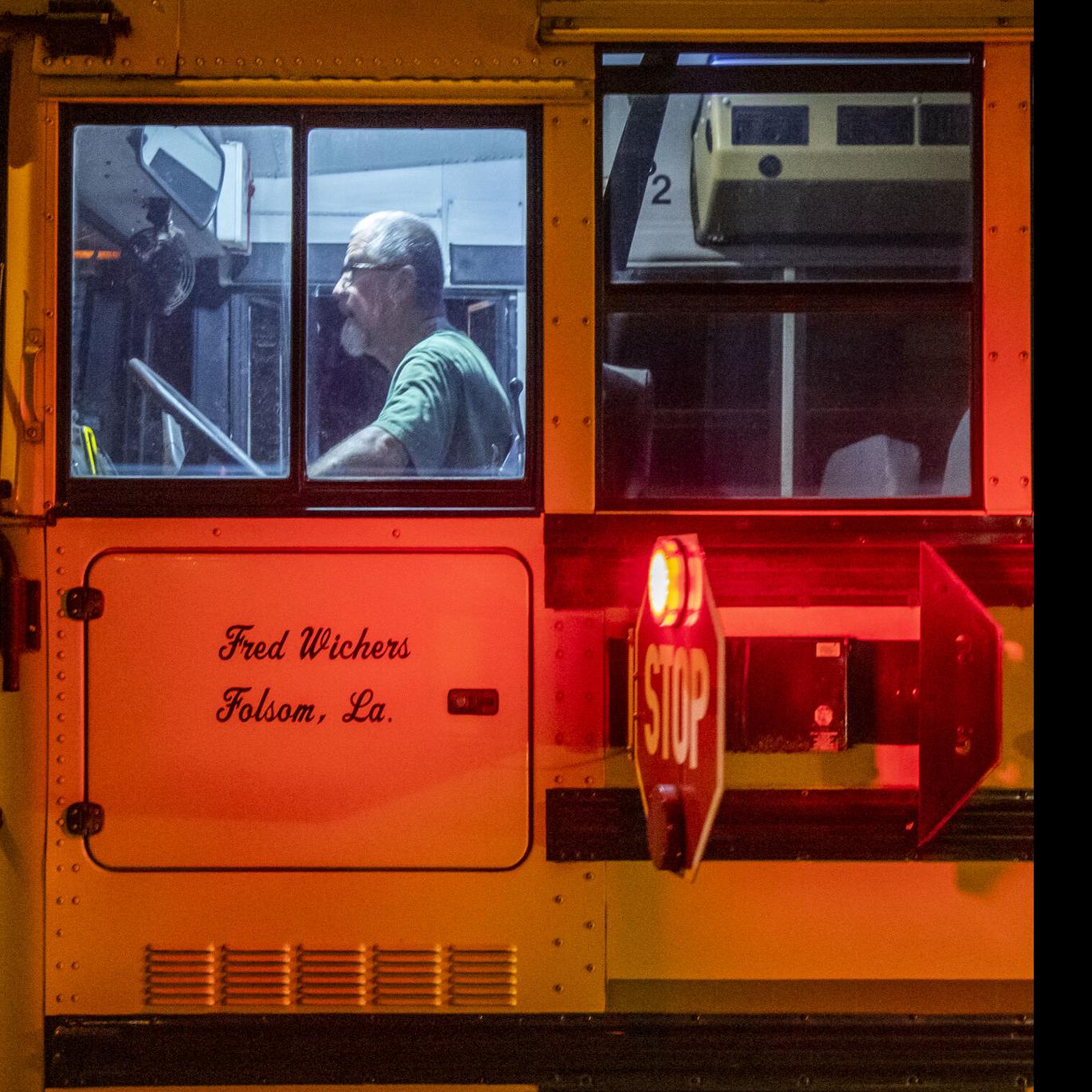 St. Tammany Parish school bus drivers to get $4,100 extra after months of  tension, sickout | Education | nola.com