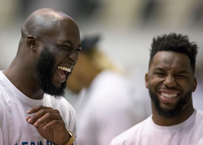 Leonard Fournette trying to set example for kids with New Orleans