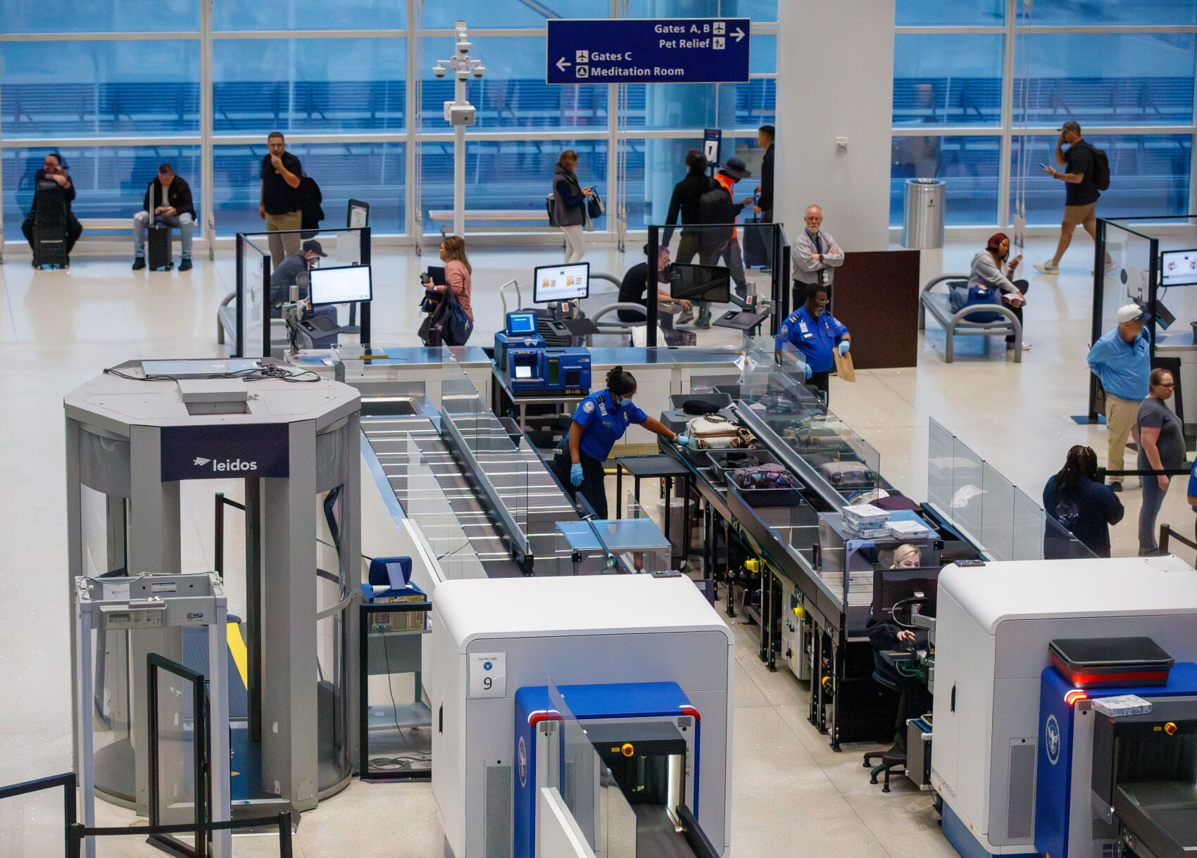 nola.com - Matt Albright - Major airline strips perks for Congress as TSA chaos drags on. See latest on political fight.