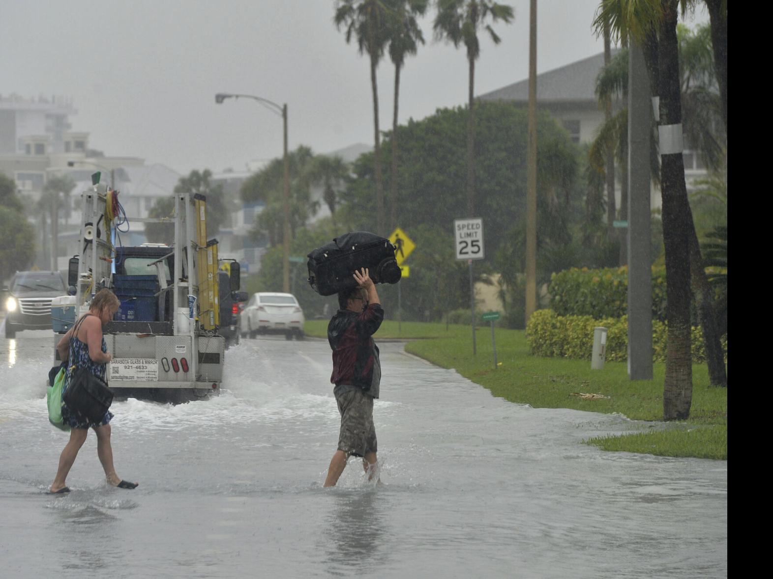 Storm Eta makes landfall in Florida north of Tampa, dumps torrents of rain | Hurricane Center | nola.com