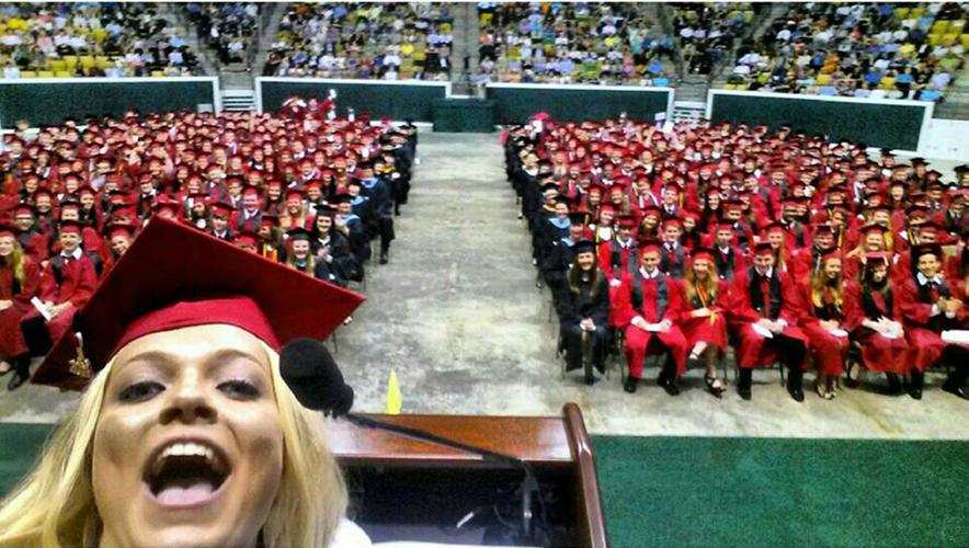 Fontainebleau student snaps selfie during graduation speech Education