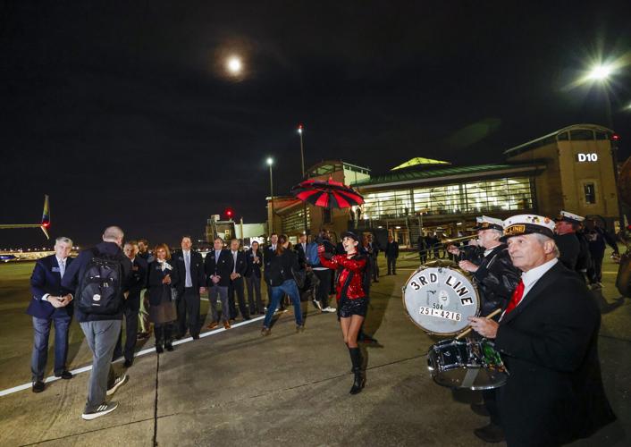 Texas, Washington arrive for Sugar Bowl Sports