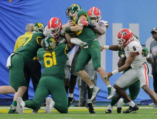 Lewis Sugar Bowl drew a small crowd; here are some of