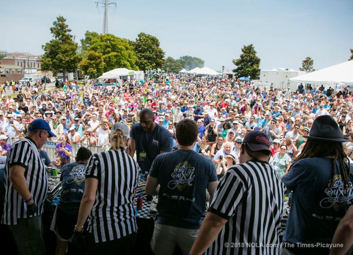 Could you eat 480 oysters in 8 minutes? The World Oyster Eating