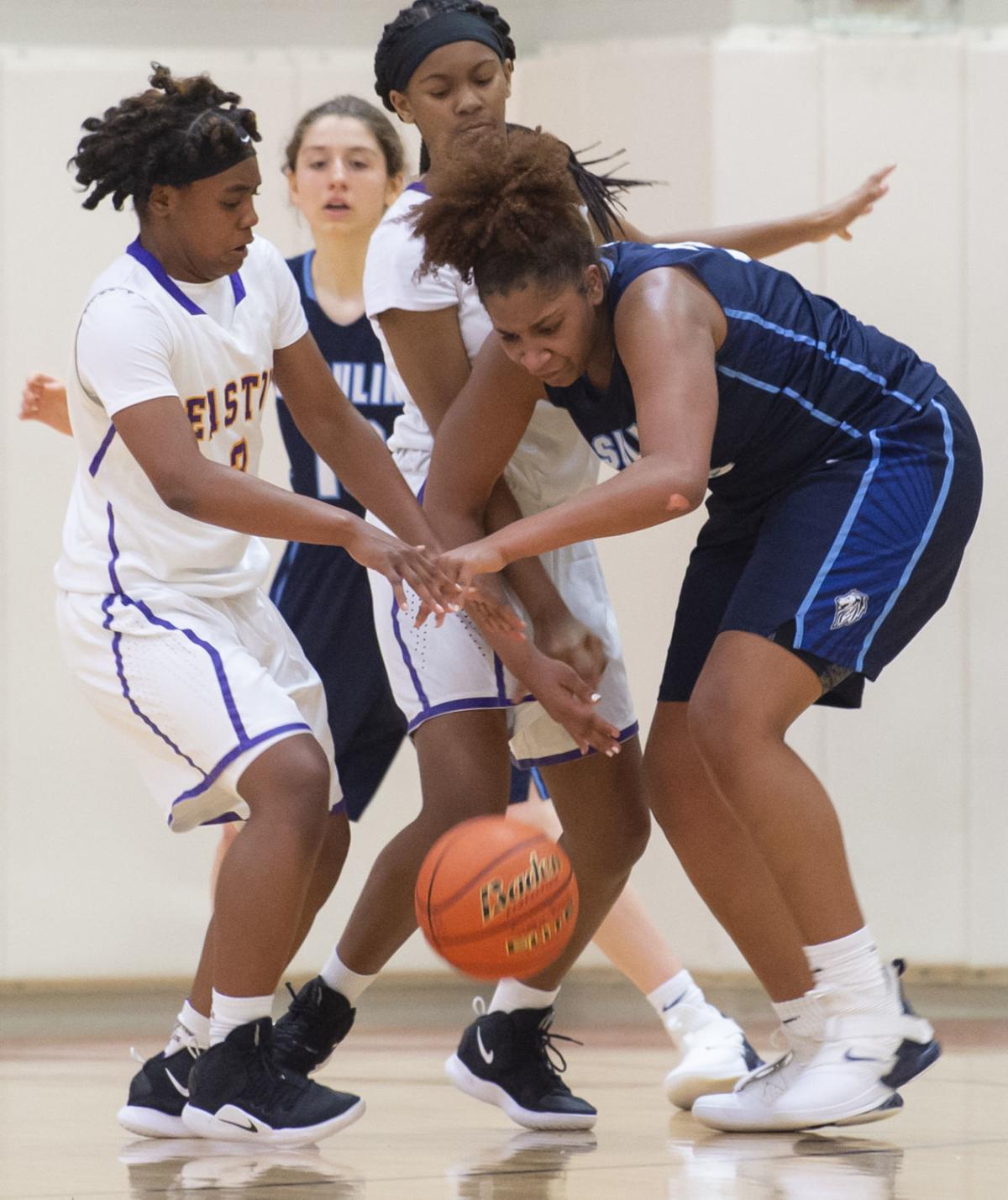 Warren Easton Girls Thump Ursuline Await Meeting With John Curtis