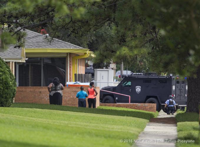 Man arrested after New Orleans East standoff wanted in shooting, NOPD ...
