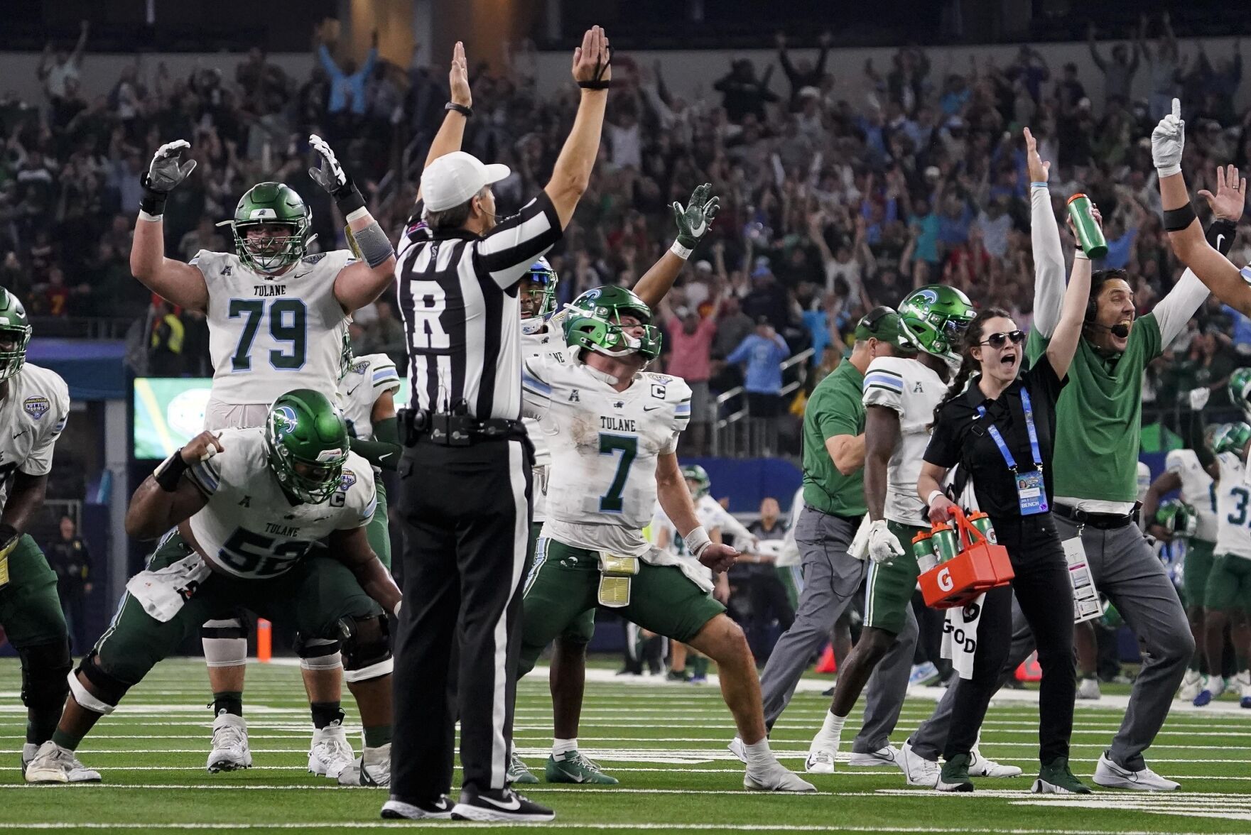 WATCH: Tulane Celebrates Cotton Bowl Win Over USC | Tulane | Nola.com