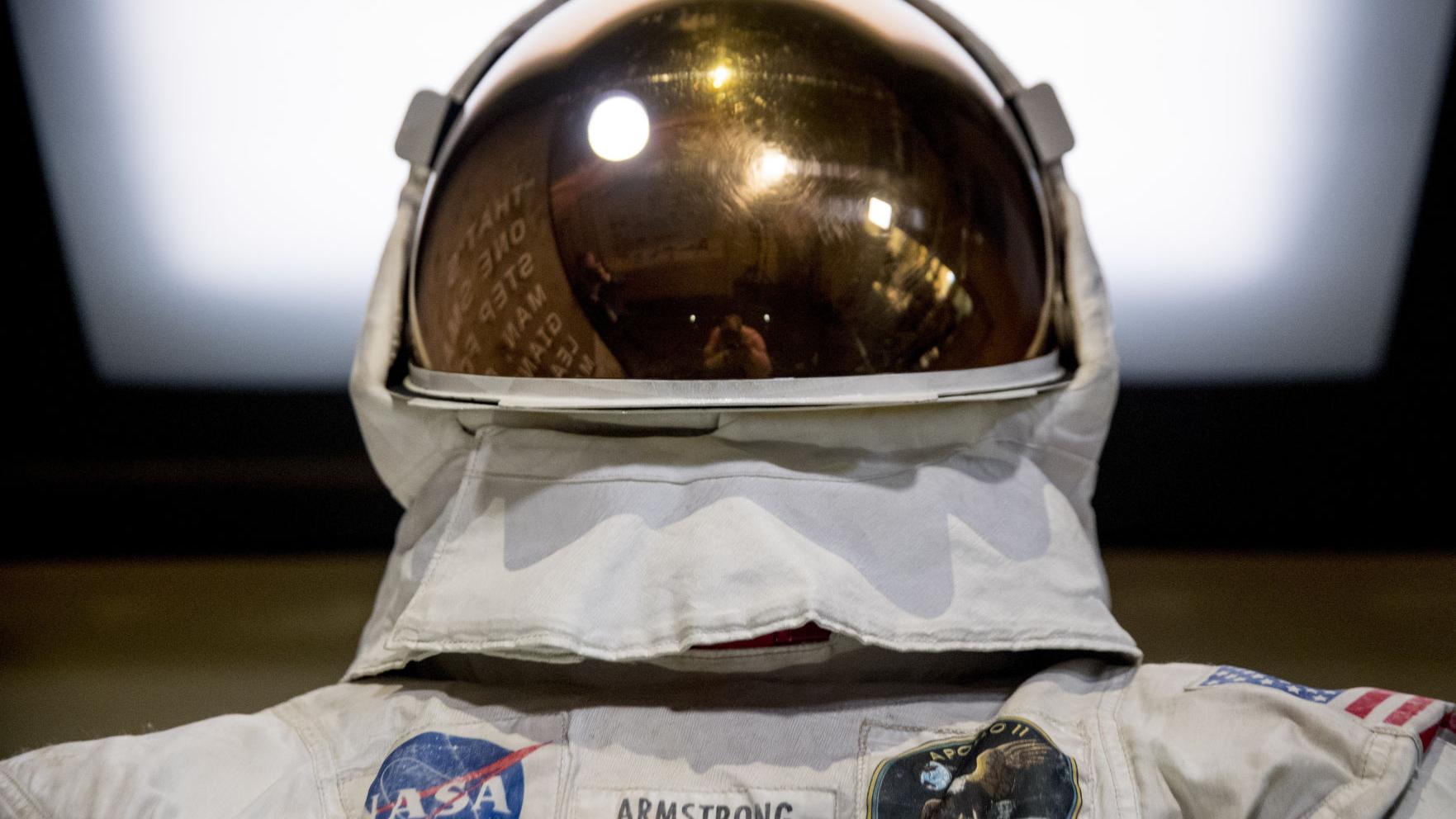 Neil Armstrong Explains His Famous One Small Step Quote News Nola Com