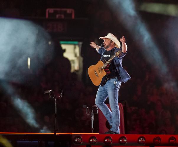 Garth Brooks to play in New Orleans at Superdome Music