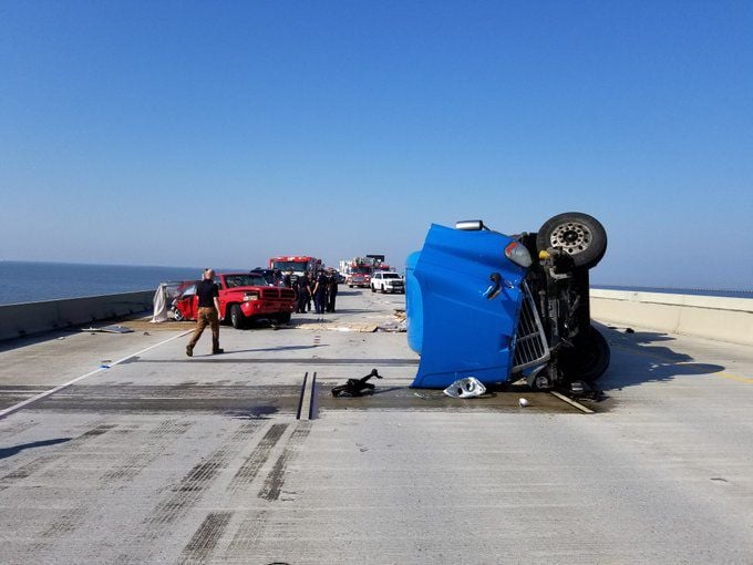 I10 East reopens at twin spans after overturned 18wheeler crashes