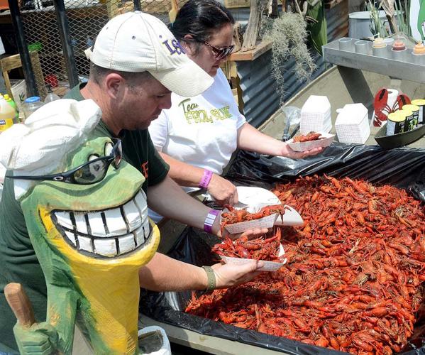 Crawfish season nears end as temperatures rise and mudbugs mate and