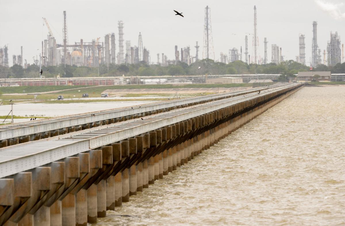 pic Bonnet Carre Spillway 2021 mississippi river to crest saturday