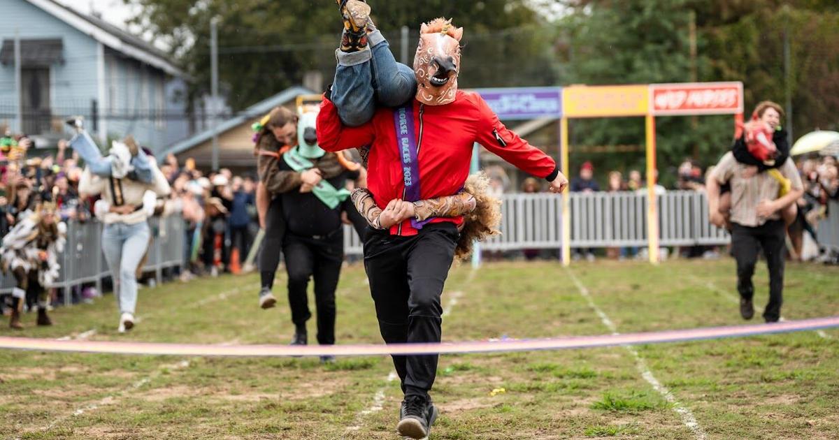 Human Horse Races return to Easton Park on Thanksgiving Day | Events ...