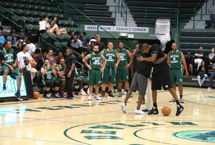 Devon Walker Celebrity Basketball Game raises funds for foundation