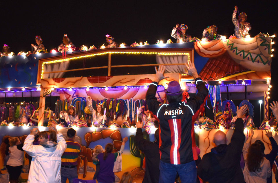 Krewe of Selene rolls in Slidell See the parade photos One Tammany