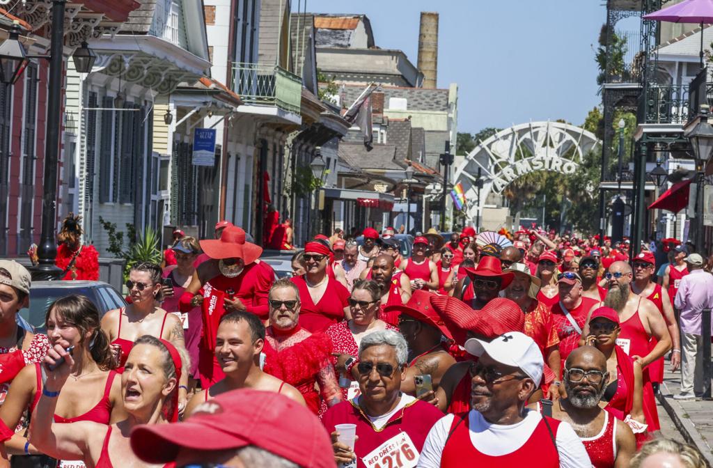 Photos: Red Dress Run strolls in summer heat | Photos | nola.com Photos: Red Dress Run strolls in summer heat | Photos | nola.com
