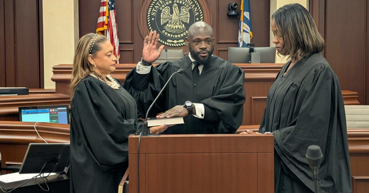 Newly elected New Orleans judge takes bench as bill looms to eliminate seat