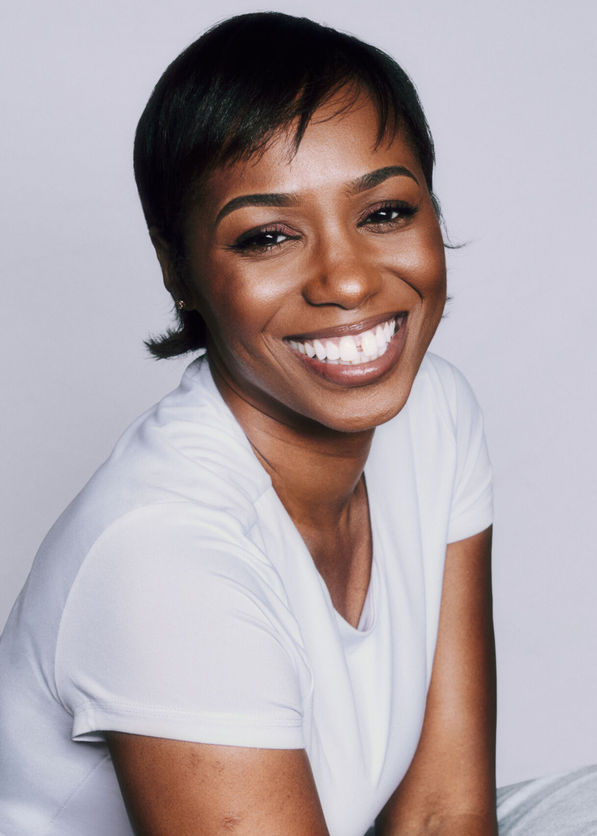 Deri_Andra Tucker - Headshot.jpeg