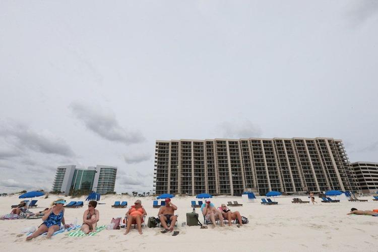 Does banning booze on the beach make Spring Break safer or hurt tourism ...