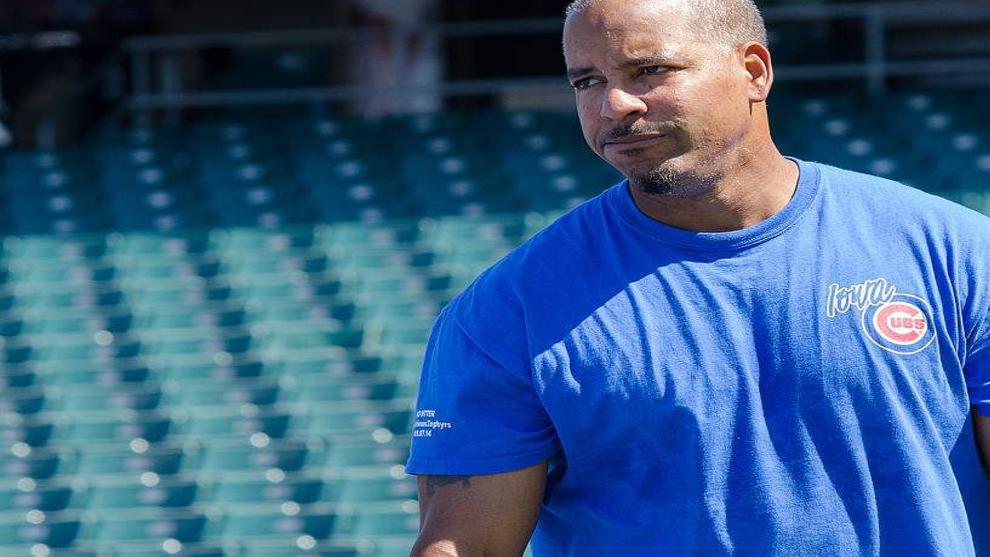 Cubs sign Manny Ramirez as Triple-A player and coach