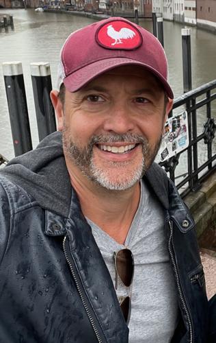 V Stephan Pastis (by Stephan Pastis).jpg