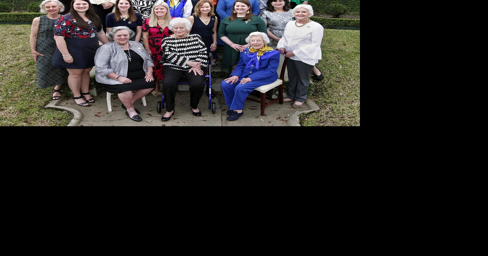 Comus queens meet for luncheon Mardi Gras