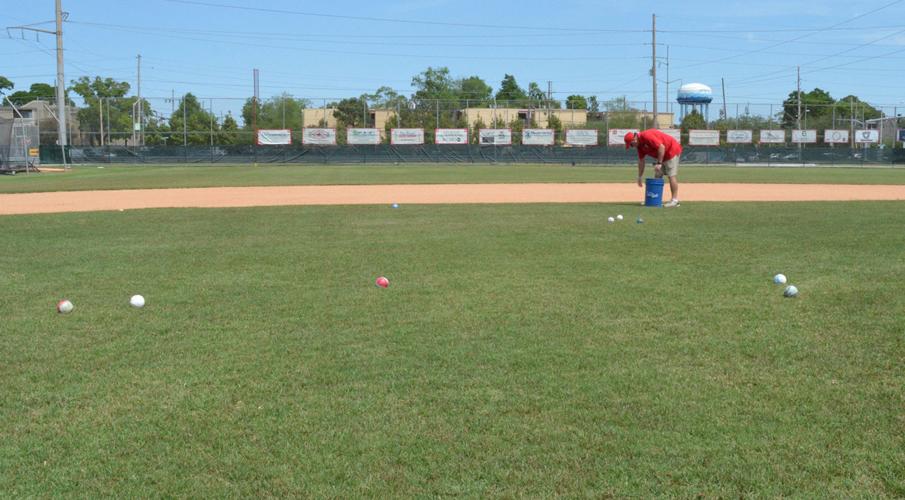 Rummel High School baseball players thank coaches
