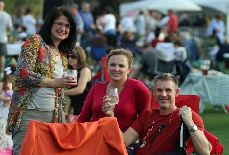 LPO delights City Park audience with 'Swing in the Oaks' concert