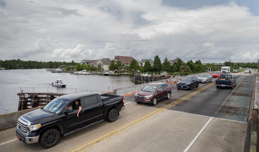 Major traffic chokepoint, Madisonville bridge, to get some relief with