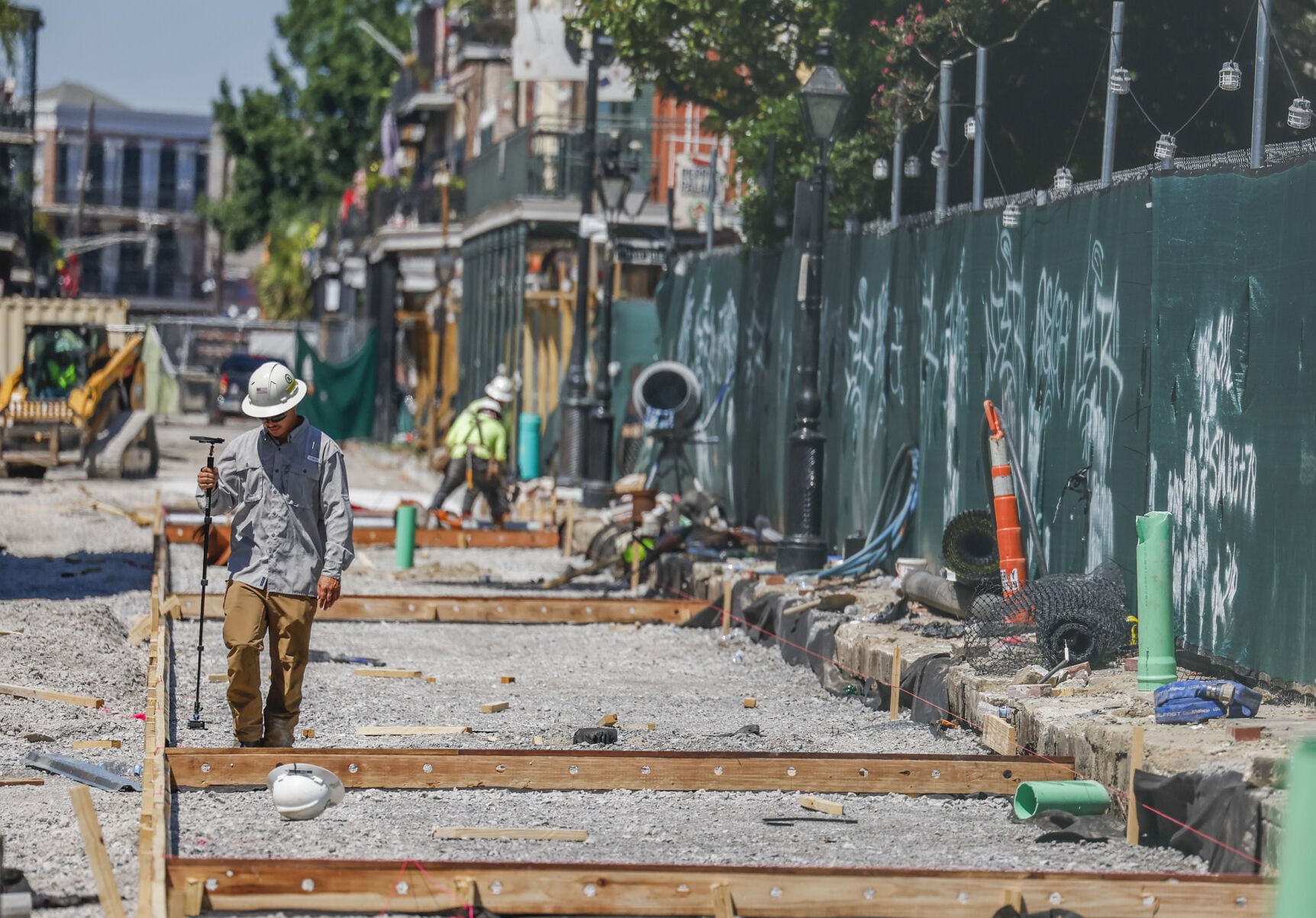 nola.com - Ben  Myers - French Quarter business owners press S&WB to wrap up Decatur, St. Peter construction