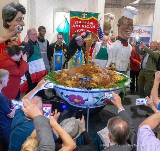 World s Largest Pasta Dish Is Devoured By Italian American St Joseph mobs-destroy-sl-s-largest-pasta-factory-daily-ft