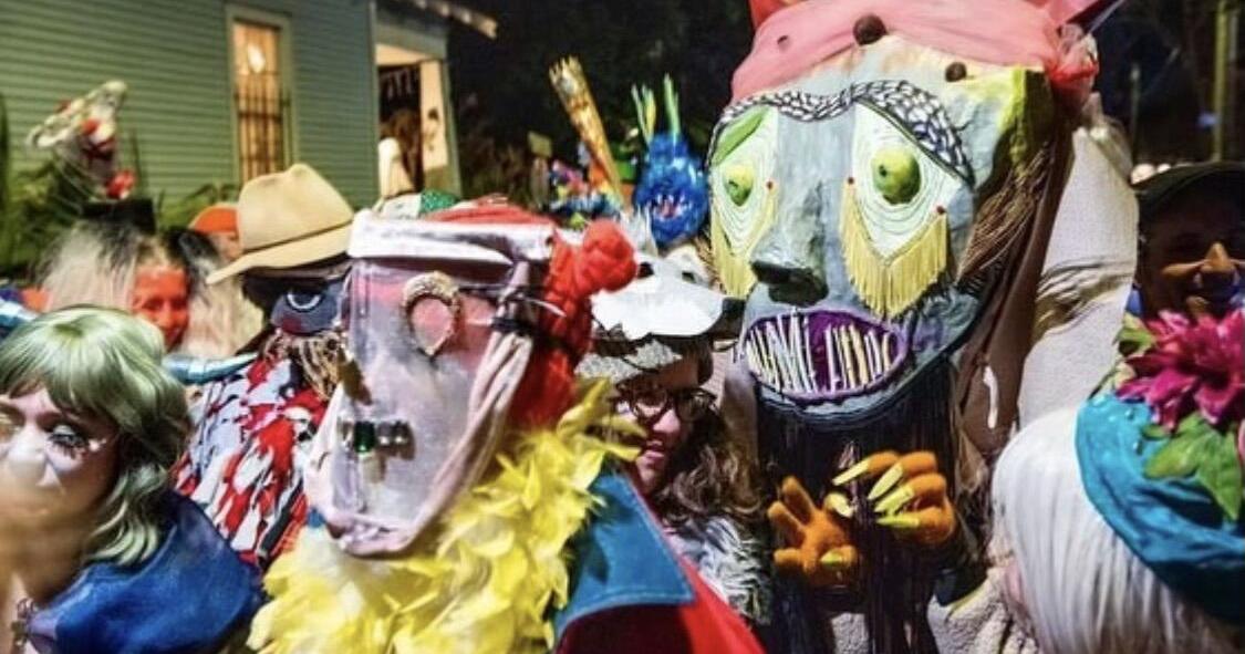 Art Camp 504 kids lead a Mid-summer Mardi Gras parade | Entertainment/Life - Vimarsana News