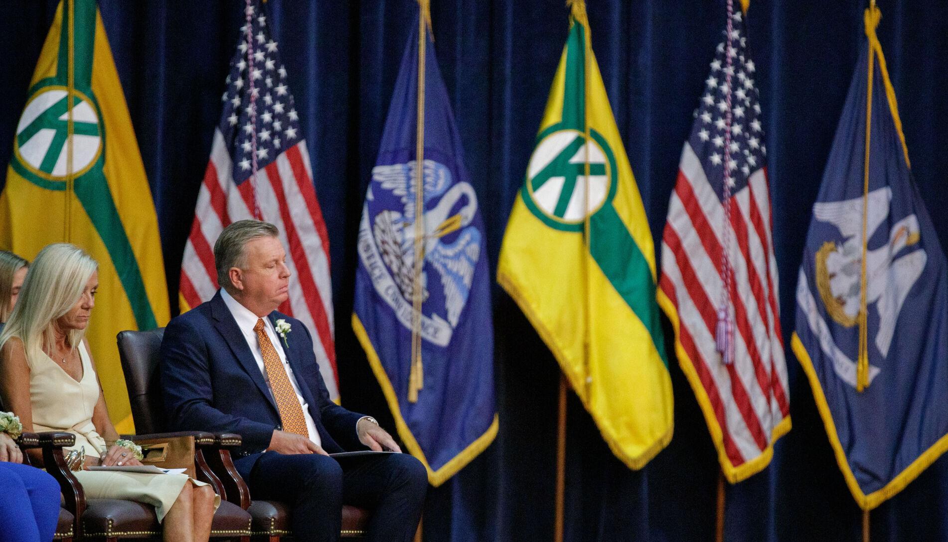 Kenner City Council defunds two city departments, creates another under