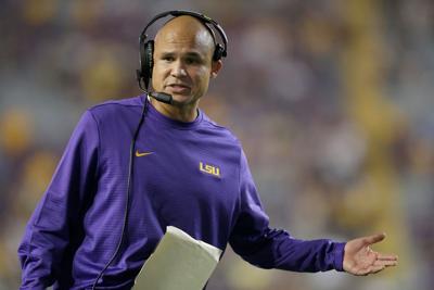 Lsu Football S Dave Aranda Joe Brady Make Appearances At Saints
