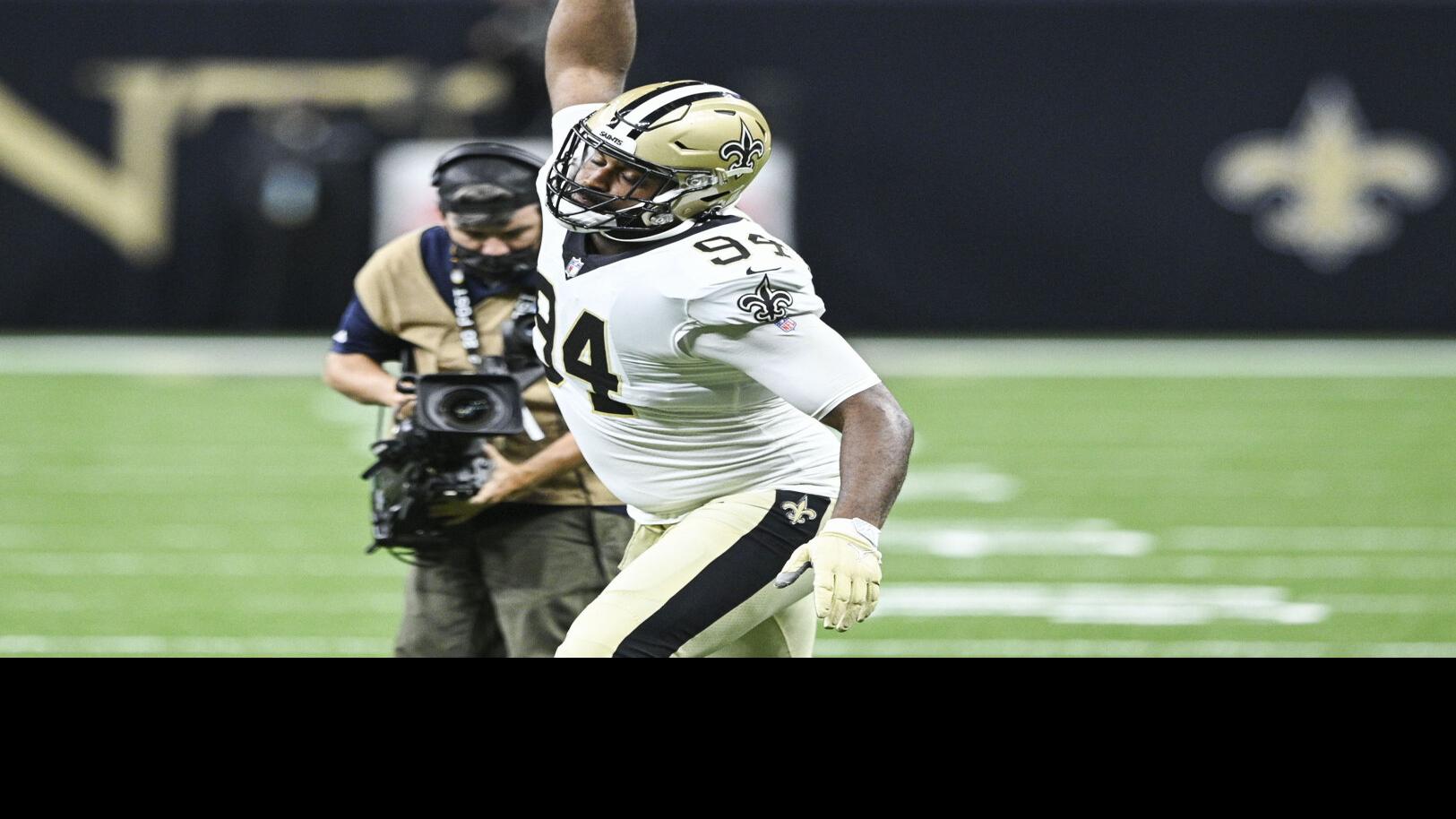 NFL Week 3: Watch Demario Davis lead Saints Pregame Huddle @ Packers