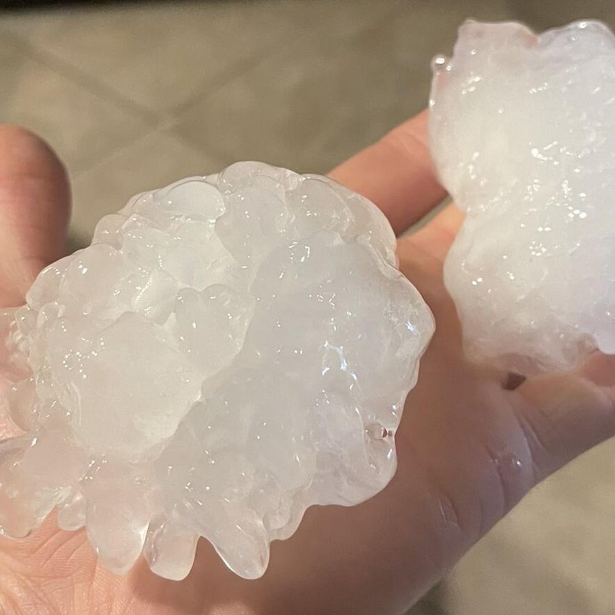 Orange Beach Hail Storm Damage Vehicles Pummeled And Windshields Smashed Weather Nola Com Orange Beach Hail Storm Damage Vehicles Pummeled And Windshields Smashed Weather Nola Com