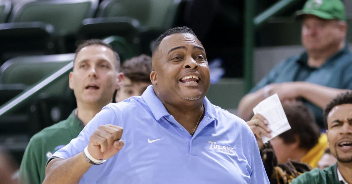 Ron Hunter's blow-up led to blowout win for Tulane hoops | Tulane ...