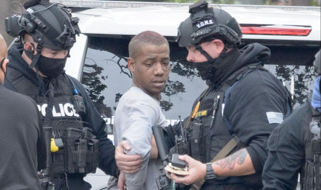 Nopd Roster Photos: NOPD SWAT team captures man linked to armed robberies and ...