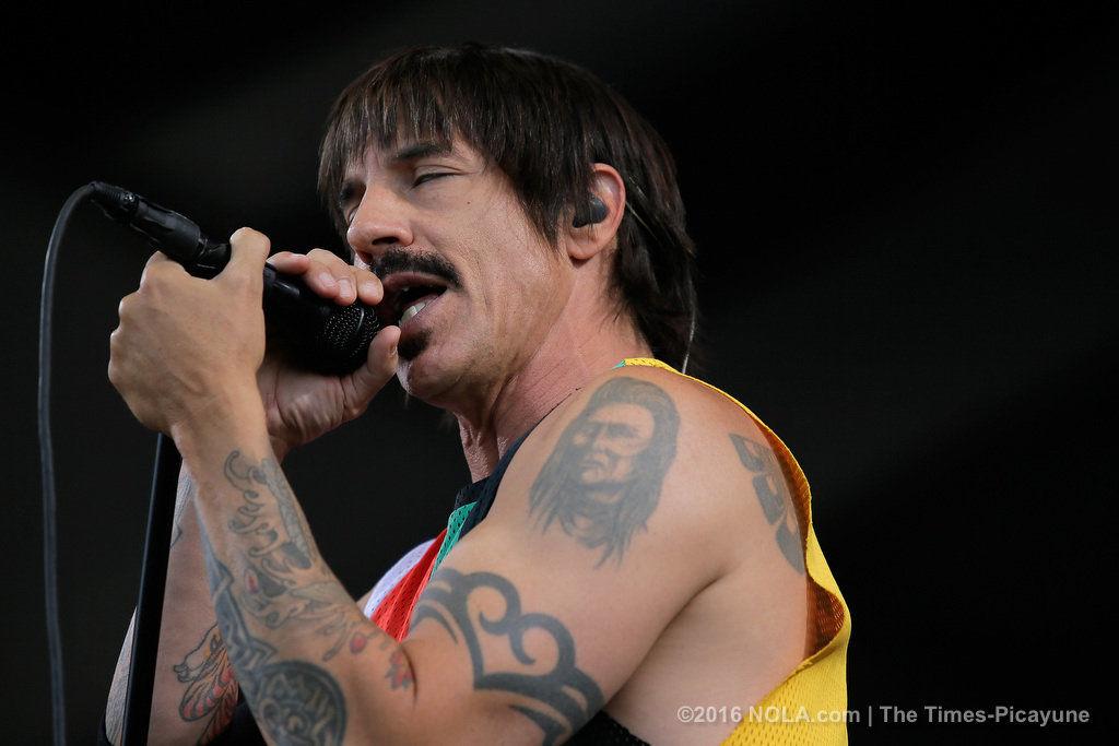 Red Hot Chili Peppers Frontman Hospitalized Website Reports Music Nola Com Red Hot Chili Peppers Frontman Hospitalized Website Reports Music Nola Com