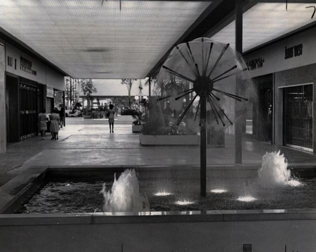 Lakeside mall, back in the day Shoppers share their memories Archive