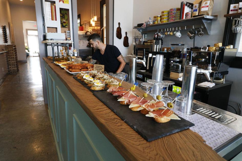8-month-old tapas bar Estano closes; owner will run ...