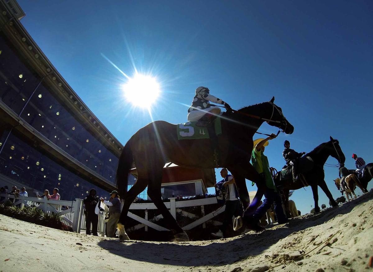 Aaaand they're off The birth of the New Orleans Fair Grounds 300 for