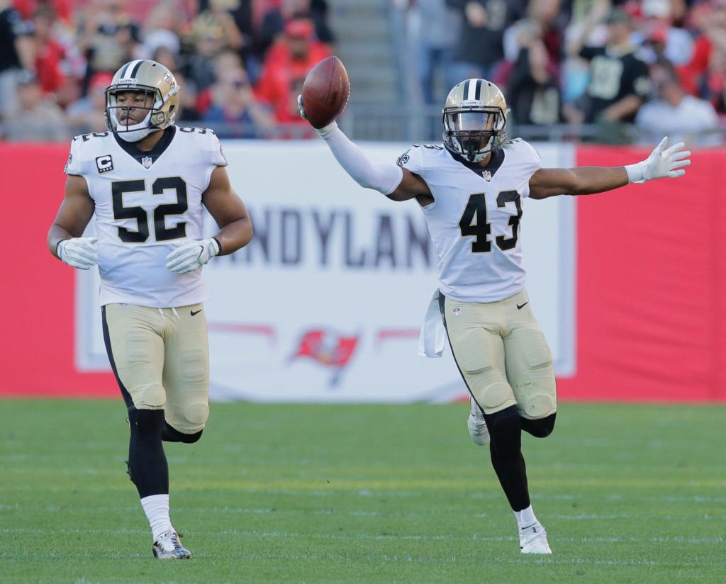 Saints' Mark Ingram, Alvin Kamara call Eagles 'fraudulents' for