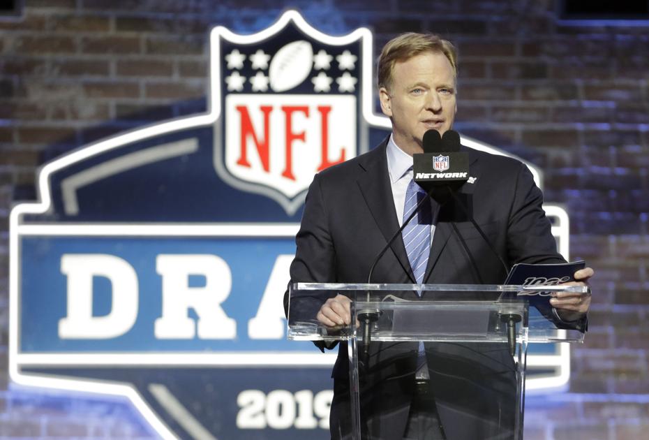Walker NBA set blueprint for how NFL should handle COVID