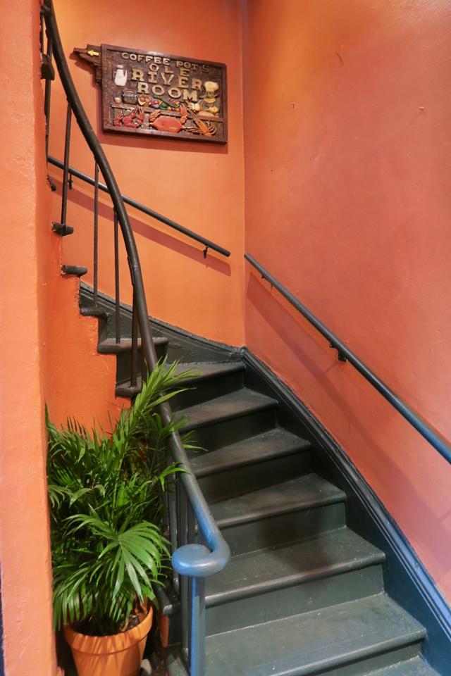 Historic French Quarter restaurant Old Coffee Pot is back, and so are