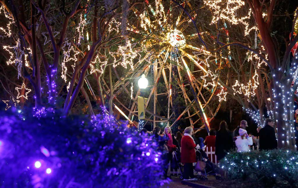 Christmas lights, bonfires make the season bright in New Orleans