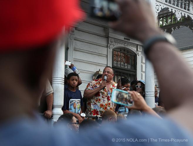 Daryle Holloway's mother tells city council 'I hope my son didn't die