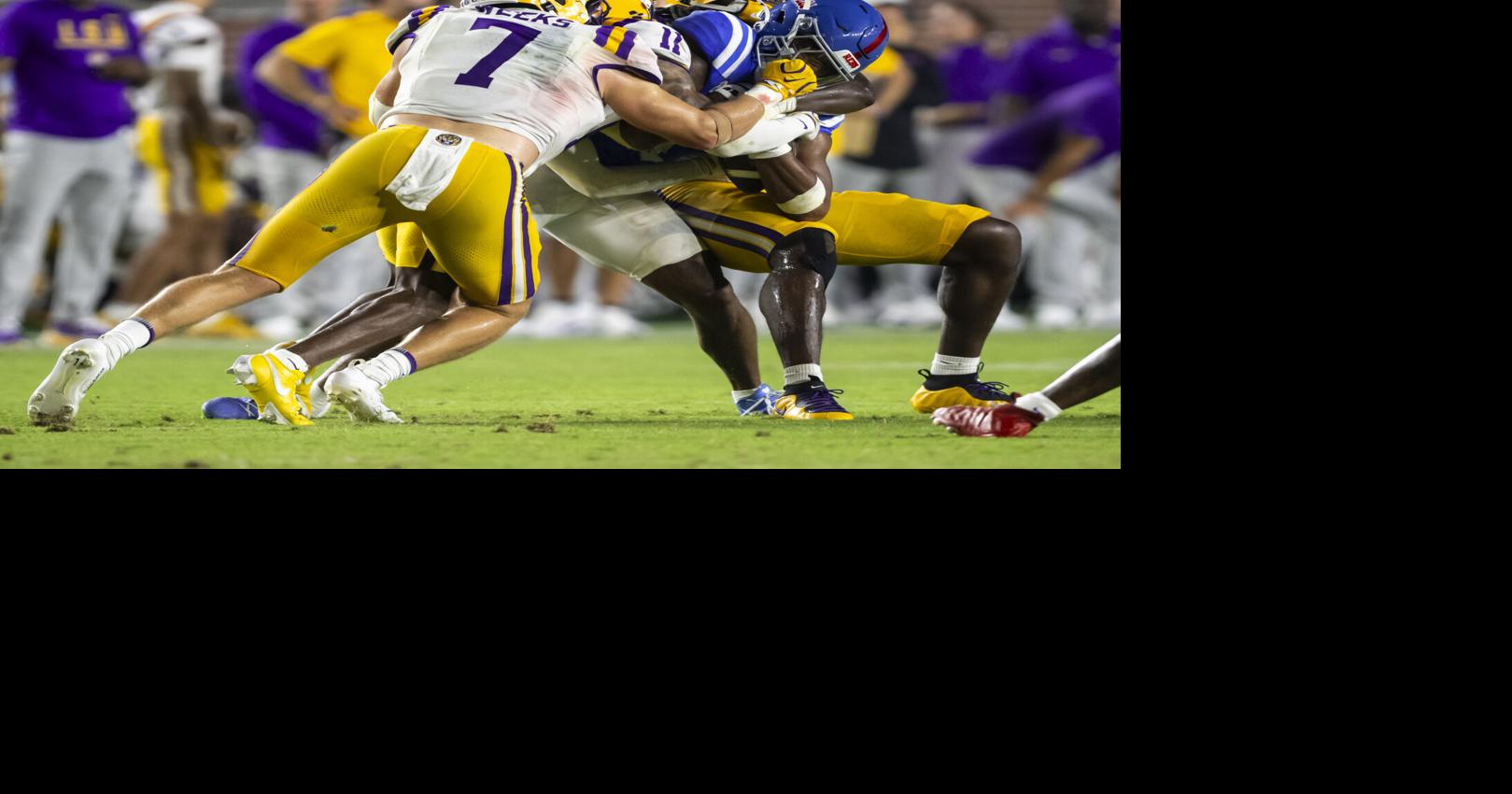 LSU has lost both No. 7s to lengthy injuries. Can the Tigers’ playoff hopes survive October?